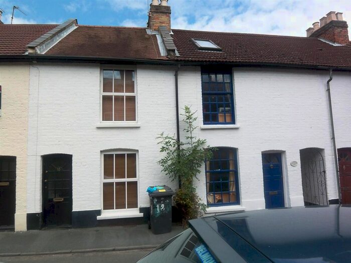 3 Bedroom Terraced House To Rent In Albert Road, Englefield Green, Egham, TW20