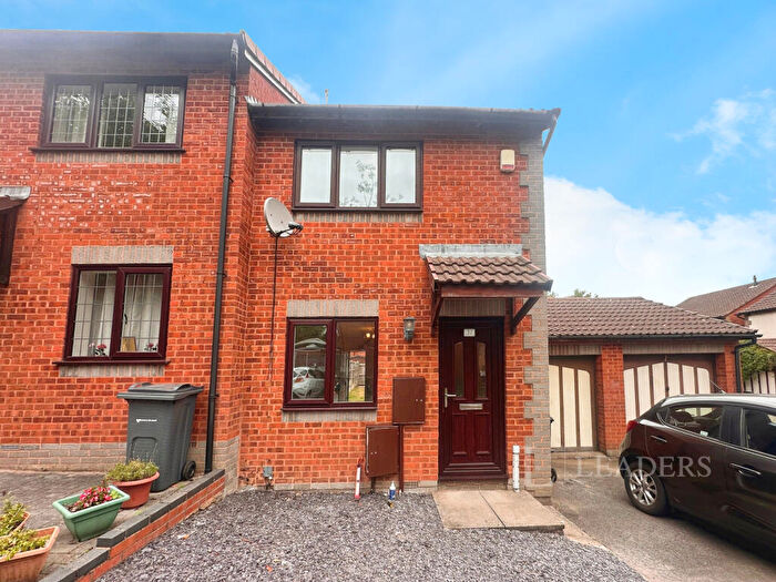 2 Bedroom End Of Terrace House To Rent In Mill Brook Drive, B31
