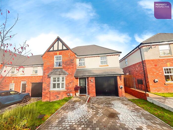 4 Bedroom Detached House For Sale In Lime Grove, Macclesfield, SK10