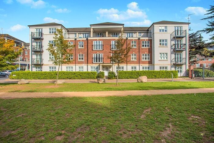 2 Bedroom Flat To Rent In Colnhurst Road, Watford, WD17