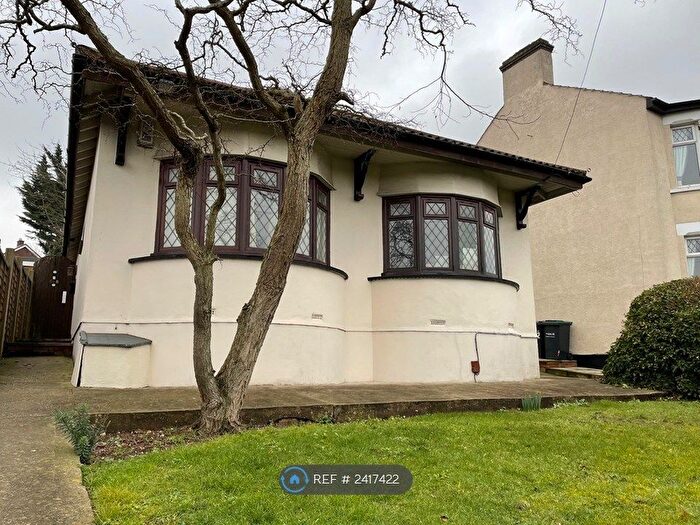 5 Bedroom Detached House To Rent In Wrotham Road, Gravesend, DA11