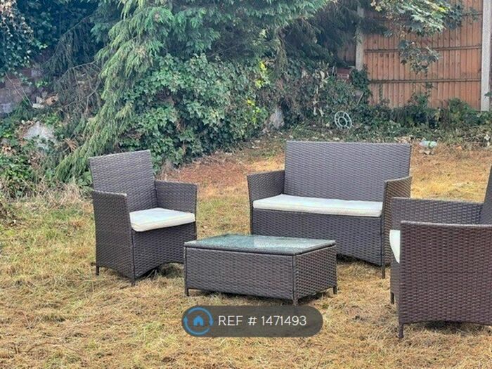 5 Bedroom Detached House To Rent In Harrington Drive, Nottingham, NG7