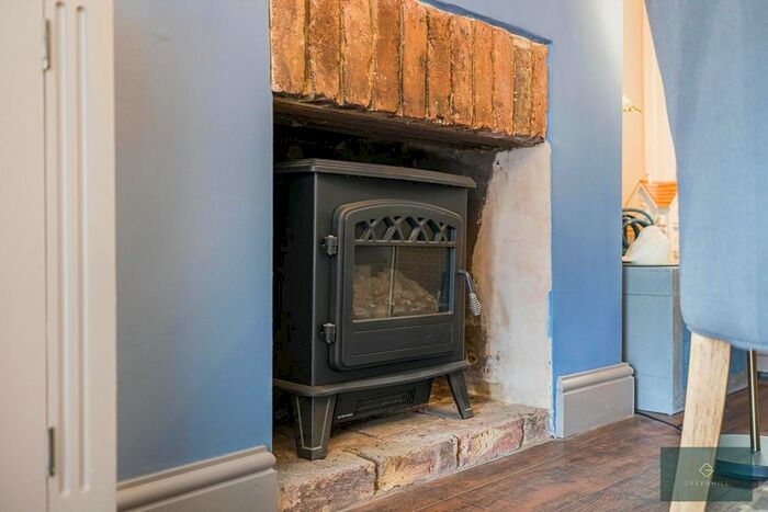 5 Bedroom Detached House For Sale In Stanstead Road, Hoddesdon, EN11