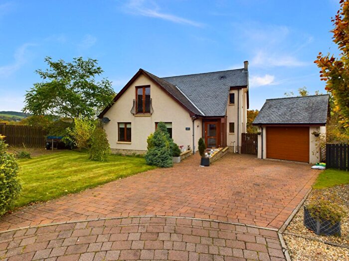 5 Bedroom Detached House For Sale In Linnbank, Kirkfieldbank, ML11