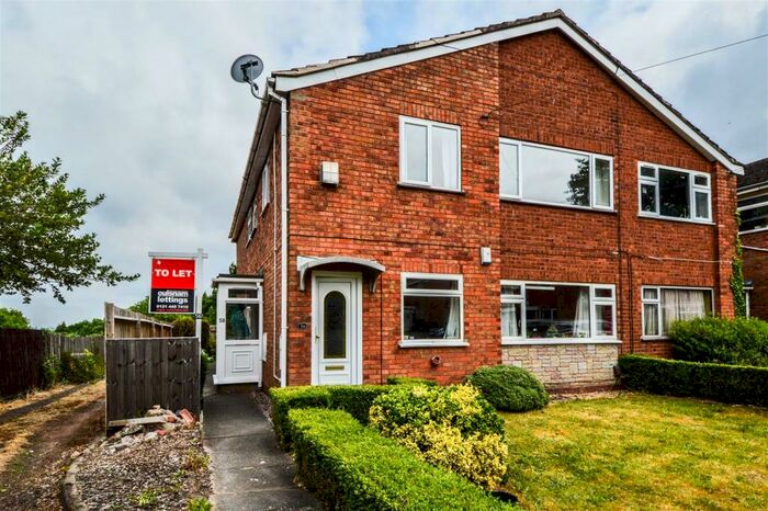 2 Bedroom Maisonette To Rent In Barron Road, Northfield, Birmingham, West Midlands, B31