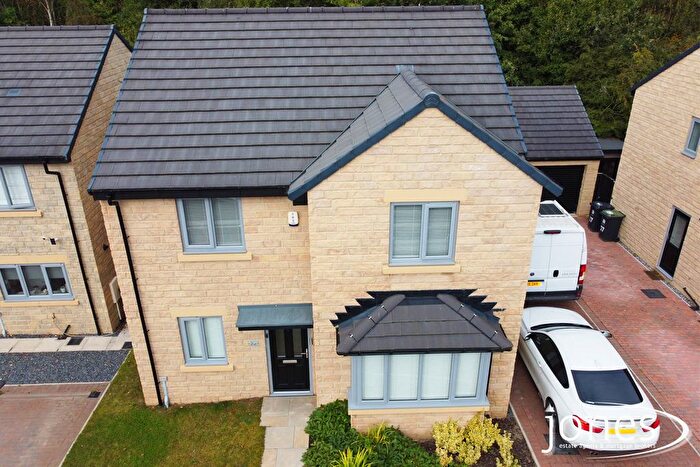 4 Bedroom Detached House For Sale In Wellington Drive, Darlington, DL2