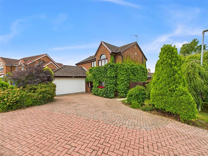 4 Bedroom Detached House For Sale In Bull Pasture, South Cave, HU15