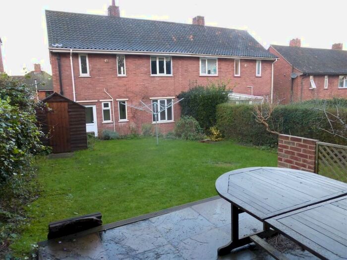 3 Bedroom Semi-Detached House To Rent In Winchcomb Road, Norwich, NR2