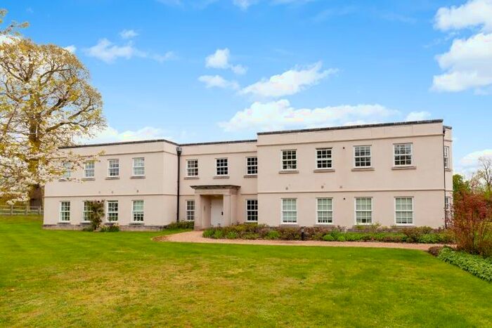 2 Bedroom Apartment To Rent In Castle Lane, Wallingford, OX10