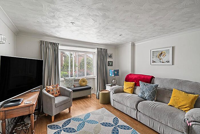 4 Bedroom Detached House For Sale In Chesterfield Close, Winsford, CW7
