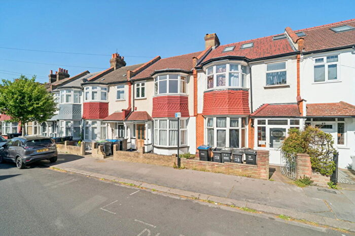 3 Bedroom Terraced House For Sale In Bridport Road, Thornton Heath, CR7
