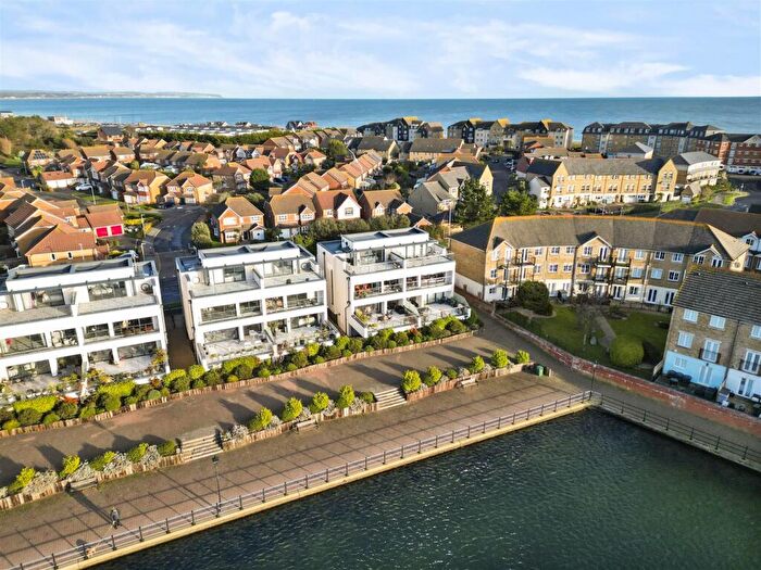 4 Bedroom Semi Detached House For Sale In Port Moresby Place, Eastbourne, BN23