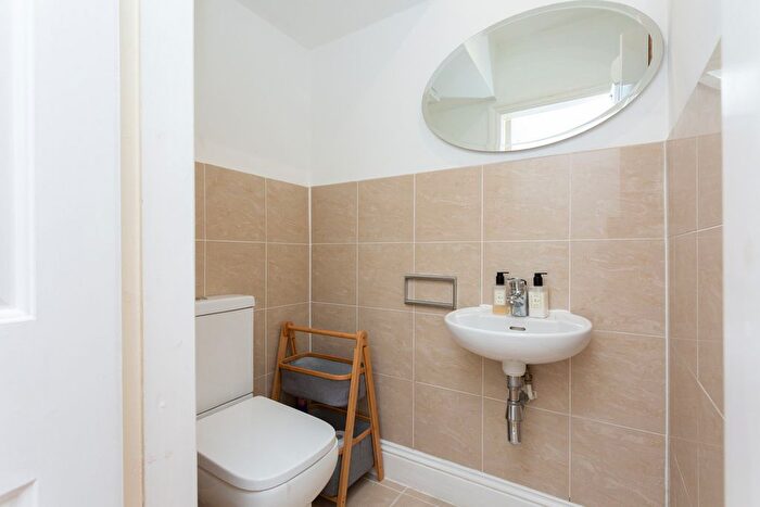 2 Bedroom Flat For Sale In Winckley Square, Preston, PR1