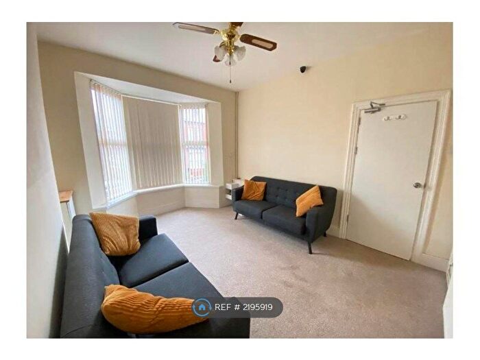 1 Bedroom Property To Rent In Vicarage Road, Smethwick, B67