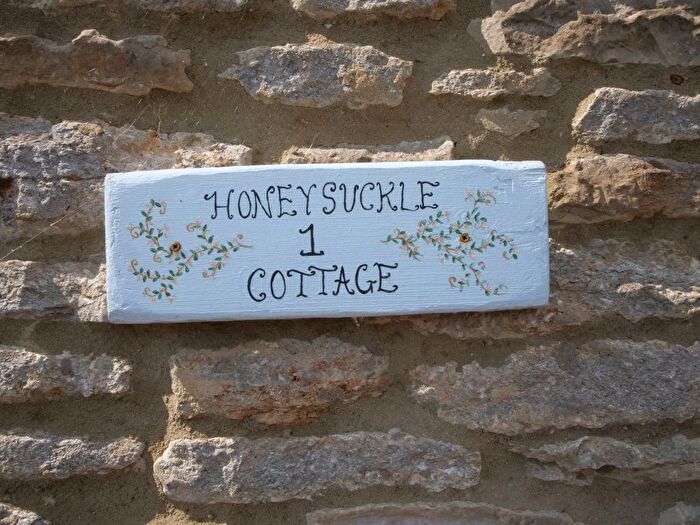 3 Bedroom End Of Terrace House For Sale In Honeysuckle Cottage, Henstridge, BA8