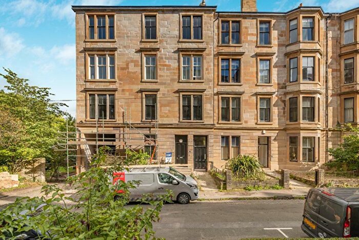 6 Bedroom Flat To Rent In Southpark Avenue, Hillhead, Glasgow, G12