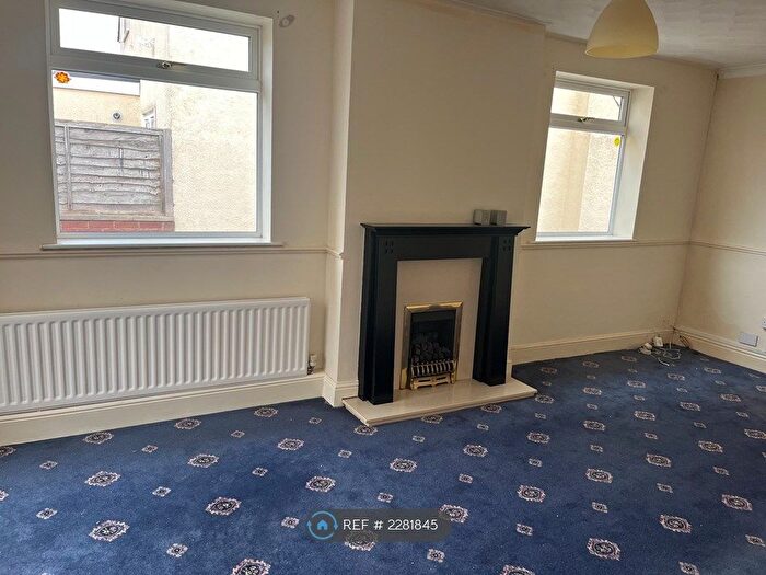 4 Bedroom Bungalow To Rent In Cannock Road, Cannock, WS11