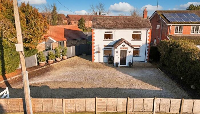 3 Bedroom Detached House For Sale In Mere Cottage, Eastern Road, Willaston, CW5
