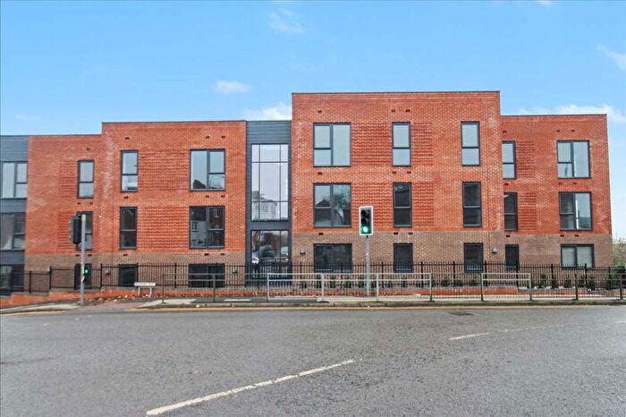 2 Bedroom Flat To Rent In Kelham Way, Eastwood, Nottingham, NG16