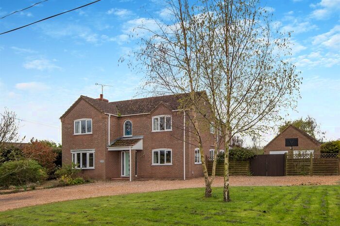 4 Bedroom Detached House For Sale In Small Lode, Upwell, Wisbech, PE14