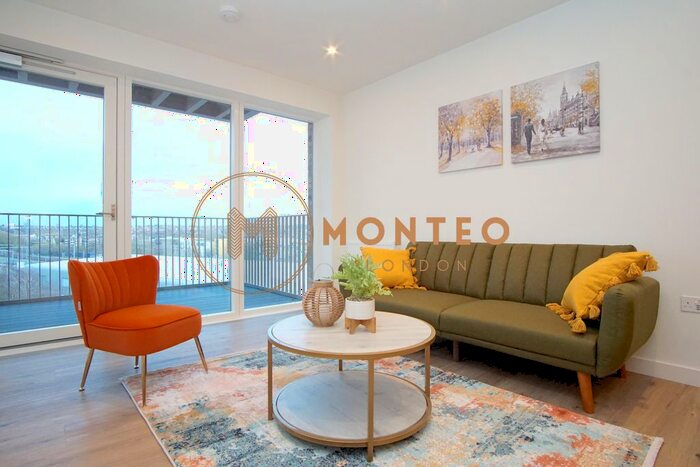 2 Bedroom Flat To Rent In Alington House, Mary Neuner Road, London, N8