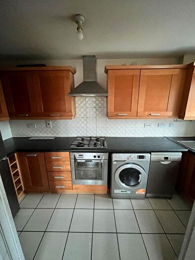 2 Bedroom Flat For Sale In Deanery Court, Manchester, M8