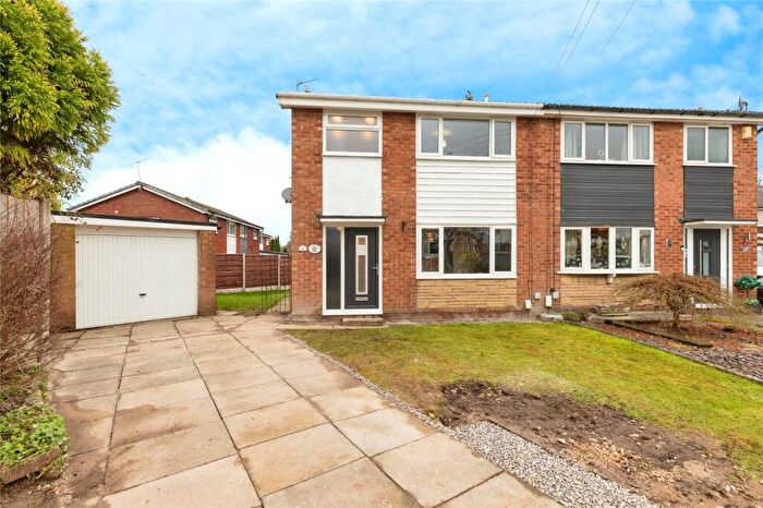 3 Bedroom Semi Detached House For Sale In Wilton Gardens, Radcliffe, Manchester, Greater Manchester, M26