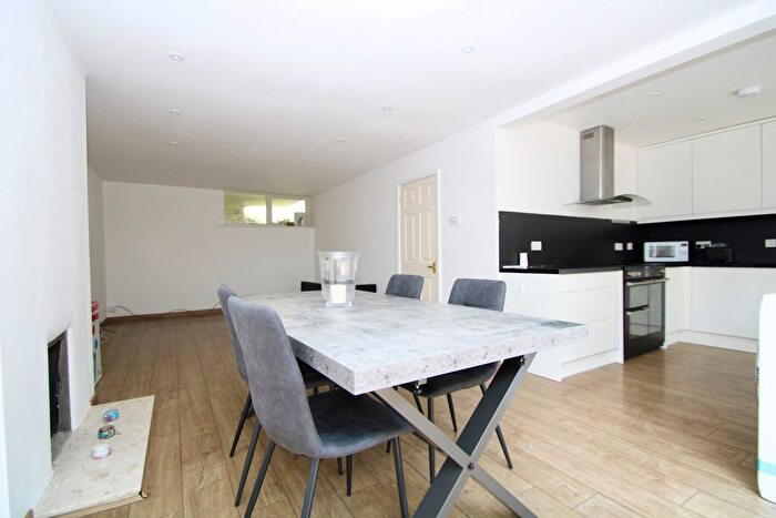 4 Bedroom Property To Rent In Beech Road, Westerham, TN16