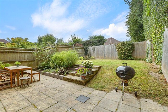 2 Bedroom End Of Terrace House For Sale In Hempstead Road, Uckfield, East Sussex, TN22