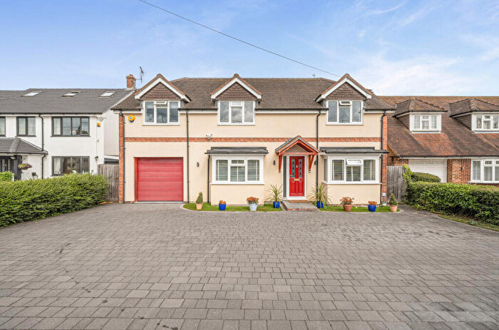 4 Bedroom Detached House For Sale In Oatlands Road, Shinfield, Reading, RG2