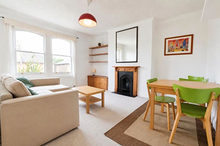 1 Bedroom Apartment To Rent In Tressillian Road, London, SE4