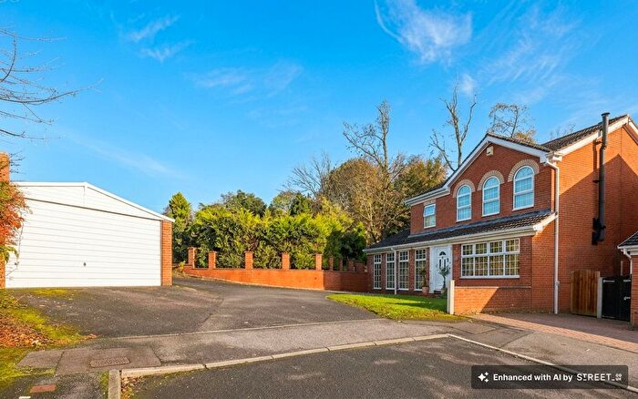 4 Bedroom Detached House For Sale In Blenheim Close, Dinnington, S25