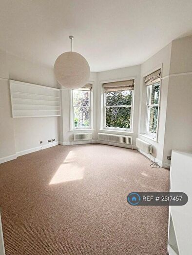 2 Bedroom Flat To Rent In Wickham Road, London, SE4