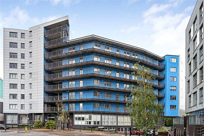 2 Bedroom Flat For Sale In Wick Lane, London, E3