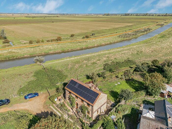 3 Bedroom Detached House For Sale In Hive Road, Witcham, CB6