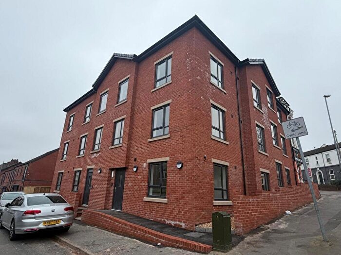6 Bedroom Flat To Rent In Havelock Place, Stoke-On-Trent, ST1
