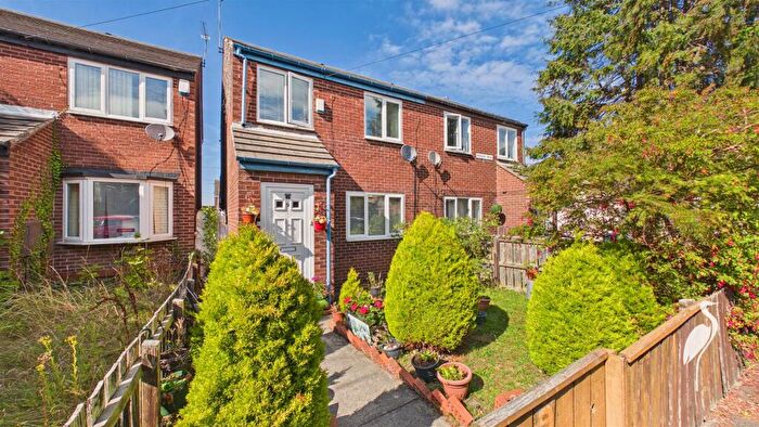 3 Bedroom Semi-Detached House For Sale In Rosslyn Mews, Millfield, Sunderland, SR4
