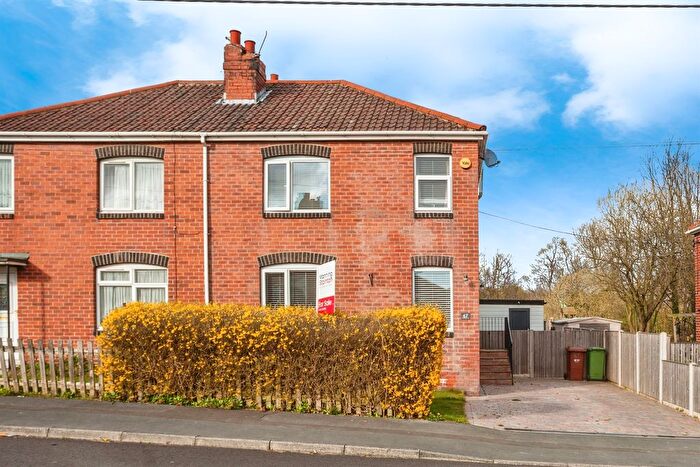 3 Bedroom Semi-Detached House For Sale In Moorhouse Grove, Stanley, Wakefield, WF3