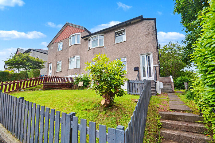 3 Bedroom Flat For Sale In Ferncroft Drive, Croftfoot, Glasgow, G44