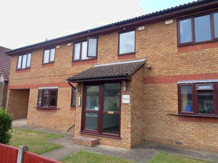 1 Bedroom Flat To Rent In - Lonsdale Road, Southend-On-Sea, SS2