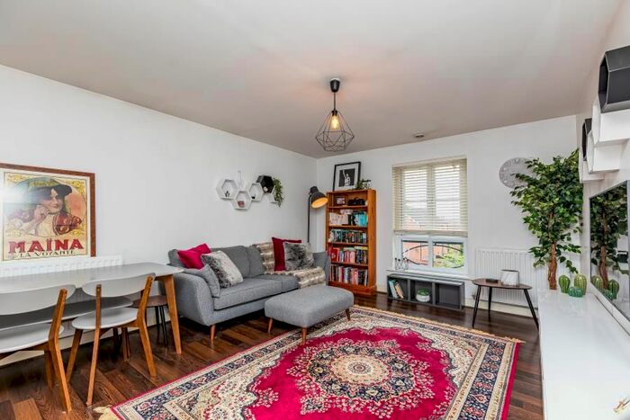 1 Bedroom Flat To Rent In East Fields Road, Cheswick Village, Bristol, BS16