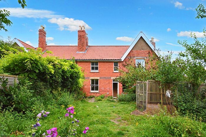 3 Bedroom Terraced House For Sale In Main Street, Hackthorn, Lincoln, LN2