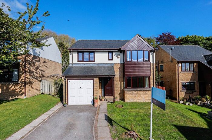 4 Bedroom Detached House To Rent In Weavers Grange, Guiseley, Leeds, West Yorkshire, Uk, LS20