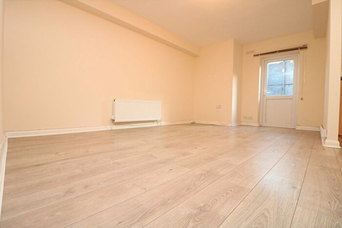 1 Bedroom Flat To Rent In Mountgrove Road, London, N5