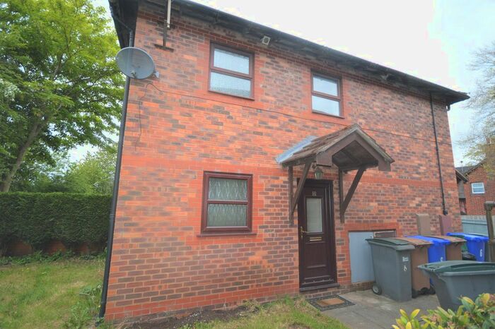 2 Bedroom Flat To Rent In Lukesland Avenue, Hartshill, Stoke-On-Trent, ST4