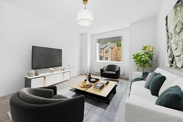 3 Bedroom Semi-Detached House For Sale In Delf Hill, Rastrick, HD6