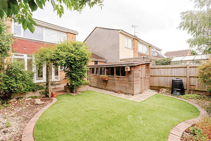 3 Bedroom Semi Detached House For Sale In Pensfield Park, Brentry, Bristol, BS10