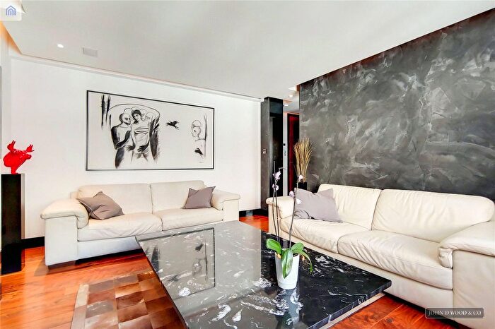 2 Bedroom Flat To Rent In Sloane Street, Shortlet, Knightsbridge, SW1X