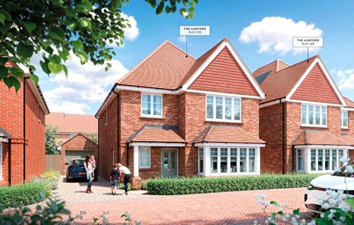 4 Bedroom Detached House For Sale In Hitches Lane, Fleet, GU51