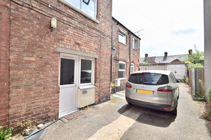 2 Bedroom Flat To Rent In Healey Street, South Wigston, Leicester, LE18